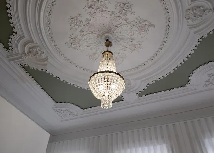 Essence By Minhos Guest *